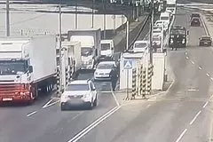 Na vezde v krym obnaruzhili vzryvnoe ustrojstvo ego nashli v avtomobile pravoohranitelja iz hersonskoj oblasti 6c1b669.jpg