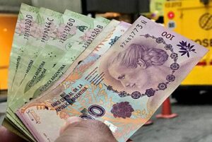 Opredelena samaja uspeshnaja valjuta 2024 goda bd04131.jpg