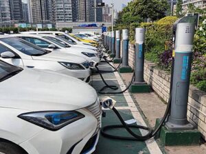 Rynku nefti predrekli obval iz za perehoda kitaja na elektromobili d6c7395.jpg