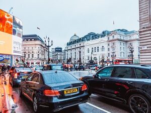 Millionery pokidajut britaniju kazhdye 45 minut 8d4a070.jpg