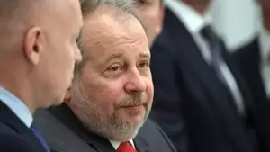 Rossijskie milliardery uvelichili sostojanie na 185 mlrd dollarov v 2024 godu 1cbf403.webp