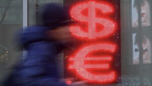Sprognozirovano skolko budet stoit dollar v fevrale 4346768.jpg