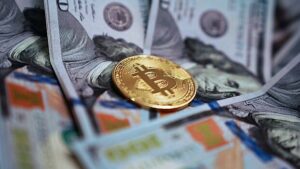 Strana es vlozhit milliardy evro v bitkoiny c22d1b4.jpg