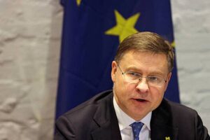 V evrokomissii ocenili nalichie deneg na pomoshh ukraine 459a2d8.jpg