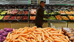 Nashestvie saranchi mozhet udarit po produktovoj korzine rossijan 3f4546c.jpg