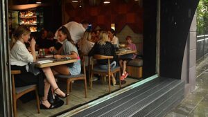 Restorany ozhidajut vozvrashhenija zarubezhnyh brendov v rf 620591e.jpg