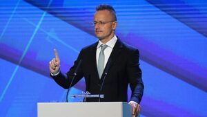 Sijjarto obvinil brjussel v ekonomicheskih problemah evropy e1044be.jpg